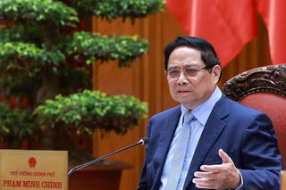 Thủ tướng chủ trì cuộc họp đẩy nhanh tiến độ thực hiện các dự án đường sắt