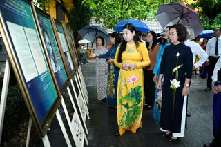 Khơi dậy sức mạnh đại đoàn kết xây dựng Thủ đô văn minh, hiện đại