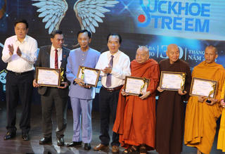 Phấn đấu vận động 2 tỷ đồng hỗ trợ 2.000 trẻ em khuyết tật