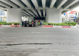 TP Hồ Chí Minh: Hiện trạng nhiều gầm cầu được đề xuất làm bãi giữ xe