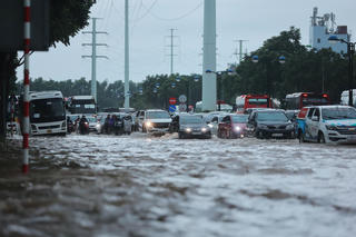 Hà Nội còn 25 điểm ngập úng do hoàn lưu bão số 10