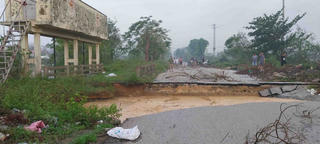 Nghệ An: Vỡ bờ sông Vinh, nước tràn vào khu đô thị, khu dân cư