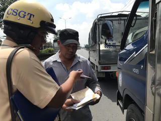 TP Hồ Chí Minh nghiên cứu để thí điểm phạt người vi phạm giao thông lao động công ích