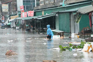 Bão số 10 gây thiệt hại nặng nề về người và tài sản