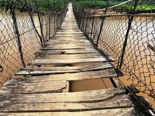 Quảng Ngãi: Cần sớm có giải pháp với những cây cầu treo xuống cấp