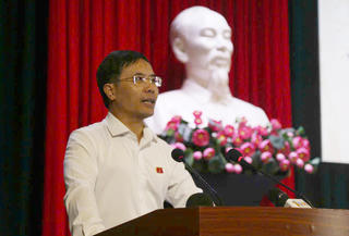 Chủ tịch Đà Nẵng: Nâng cao chất lượng cán bộ để hỗ trợ địa phương khó khăn