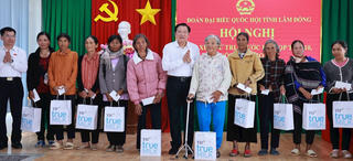 Trưởng Ban Nội chính Trung ương Phan Đình Trạc tiếp xúc cử tri tại Lâm Đồng