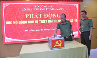 Công an TP Đà Nẵng phát động ủng hộ đồng bào bị thiệt hại do bão số 10