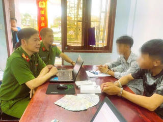 Hà Tĩnh: Khởi tố 2 đối tượng trộm hơn 150 triệu đồng của du khách