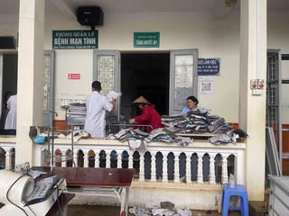 Sơn La: Mưa lớn khiến một học sinh lớp 4 bị cuốn trôi, hơn 200 bệnh nhân phải di dời