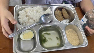 Quảng Trị: Hiệu trưởng xin lỗi vì suất cơm bán trú chưa đảm bảo chất lượng