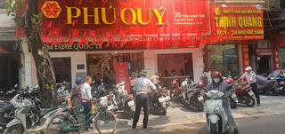 Giá vàng giảm, muốn  mua vàng cũng khó