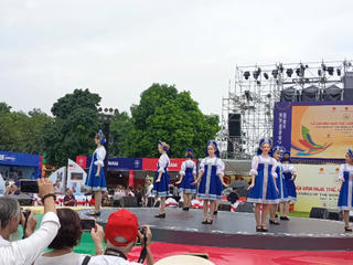 Lễ hội Văn hóa Thế giới tại Hà Nội thu hút đông đảo công chúng 