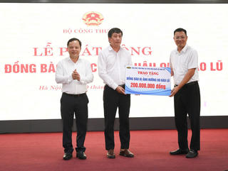 Bộ Công Thương phát động quyên góp ủng hộ đồng bào khắc phục hậu quả bão lũ