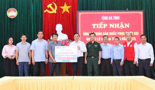 Đà Nẵng: Hỗ trợ nhiều tỷ đồng cho các tỉnh miền Trung và miền Bắc khắc phục hậu quả bão 