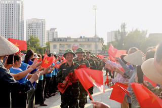 Tri ân lực lượng vũ trang hỗ trợ tỉnh Thái Nguyên khắc phục thiên tai