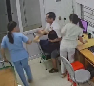 Người đàn ông đe dọa, đòi hành hung nữ bác sĩ ở Nghệ An đã rời khỏi địa phương