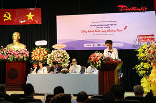  'Những ngày Văn học - Nghệ thuật Thành phố Hồ Chí Minh'