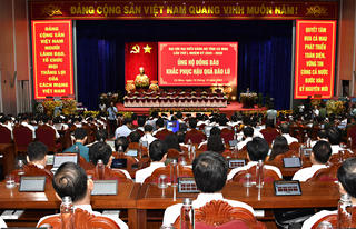 Đại hội đại biểu Đảng bộ tỉnh Cà Mau áp dụng "số hóa, không giấy tờ"