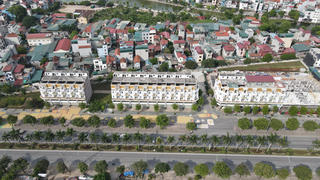 Chuyên gia hiến kế kìm đà tăng giá bất động sản