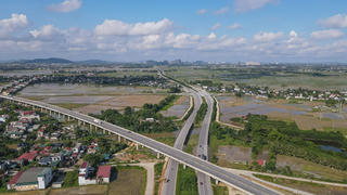 Giai đoạn 2026-2030 phấn đấu tăng trưởng GDP bình quân trên 10%/năm 