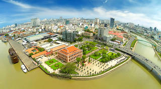 Không đánh đổi giá trị văn hóa lấy lợi ích ngắn hạn
