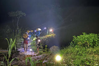 Đà Nẵng: Khẩn cấp di dời dân để phòng sạt lở núi