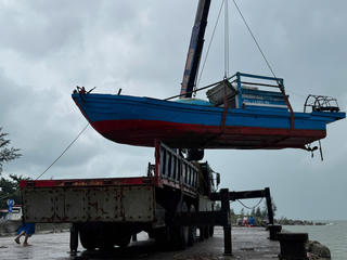 Bão Fengshen: Đà Nẵng di dời tàu thuyền, khơi thông cống rãnh trước dự báo ngập nặng 