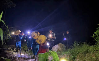 Đà Nẵng: Sơ tán dân, kêu gọi người làm rừng về tránh mưa lớn