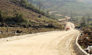 Chuyện về những con đường ở vùng cao