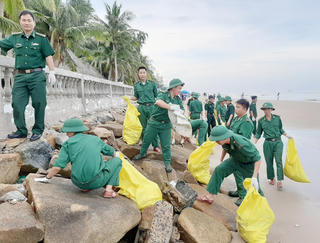 TP Hồ Chí Minh: Thu gom 37 tấn rác thải từ chiến dịch 'Hãy làm sạch biển'