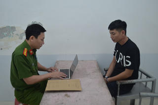 Tạm giữ đối tượng tấn công người nhà bệnh nhân và nhân viên y tế tại Bệnh viện Sản Nhi Nghệ An