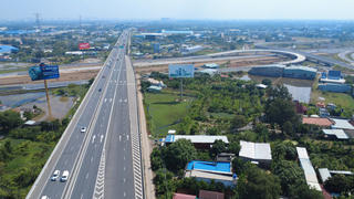 Phó Thủ tướng Chính phủ Mai Văn Chính kiểm tra dự án đường Vành đai 3 TP Hồ Chí Minh