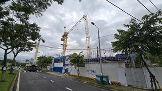 Vụ gãy cẩu tháp tại Đà Nẵng: 1 công nhân tử vong