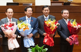 Quốc hội phê chuẩn bổ nhiệm 3 Bộ trưởng