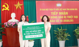 Mặt trận tỉnh Khánh Hòa tiếp nhận hơn 366 triệu đồng ủng hộ các tỉnh bị thiệt hại do bão số 10 