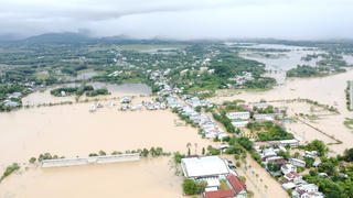 Đà Nẵng: Hơn 66.000 hộ dân bị ngập, lũ trên các sông tiếp tục dâng cao