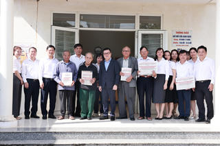 Người dân có thể đọc Dự thảo Văn kiện Đại hội Đảng lần thứ XIV tại hệ thống Bưu điện - Văn hoá xã trên toàn quốc