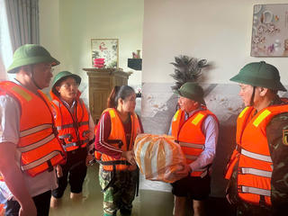 Không để người dân vùng lũ chịu thiếu thốn, thiếu hỗ trợ