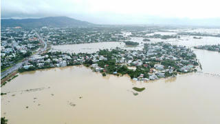 Không khí lạnh tăng cường, miền Trung tiếp tục có mưa lớn trên diện rộng