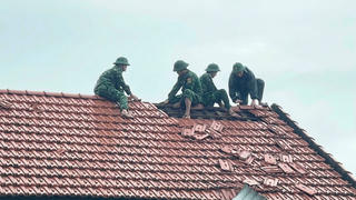 Thủ tướng chỉ đạo khắc phục nhanh hậu quả mưa lũ ở Trung Bộ, sớm ổn định đời sống