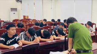 Gia Lai: Khởi tố 20 đối tượng dùng hung khí hỗn chiến, gây rối trật tự công cộng