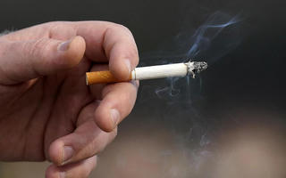 Chung tay, đồng hành hỗ trợ người cai nghiện thuốc lá