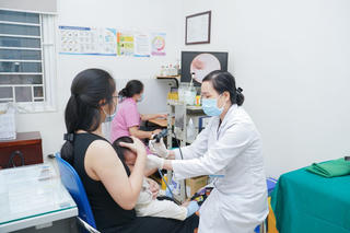 Giao mùa, bệnh đường hô hấp gia tăng mạnh