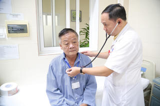 Chủ động kiểm soát, giảm gánh nặng điều trị ung thư