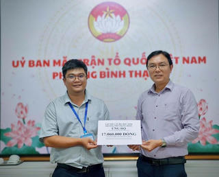 TP Hồ Chí Minh:
Phường Bình Thạnh vận động được hơn 1 tỷ đồng ủng hộ đồng bào bị thiên tai
