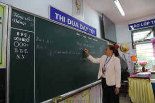 Bộ GDĐT lý giải về đề xuất quy định hệ số lương đặc thù với nhà giáo