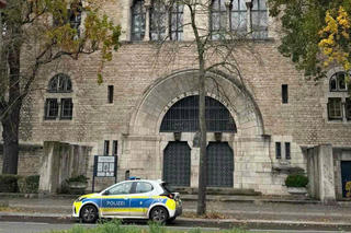 Lê Trung Khoa sẽ bị giam giữ nếu tiếp tục vu khống Vinfast