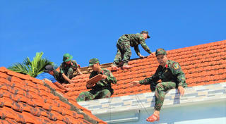 Quảng Ngãi: Nỗ lực giúp dân ổn định sau bão số 13