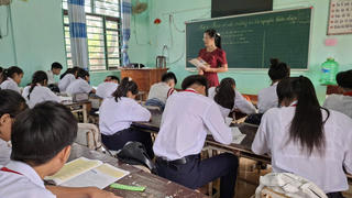 Quảng Trị: Học sinh vùng thấp trũng trở lại trường sau gần 20 ngày học online